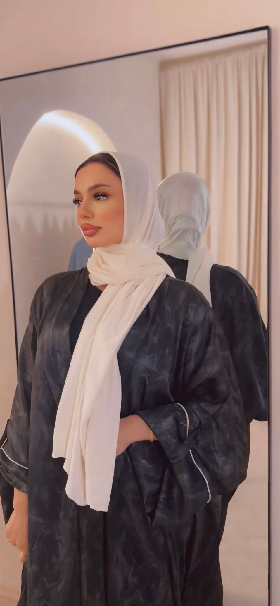 Benara Heritage – Premium Soft-Touch Headscarf